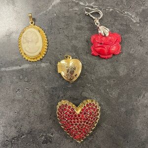 Vintage Valentine's Day Themed Bundle